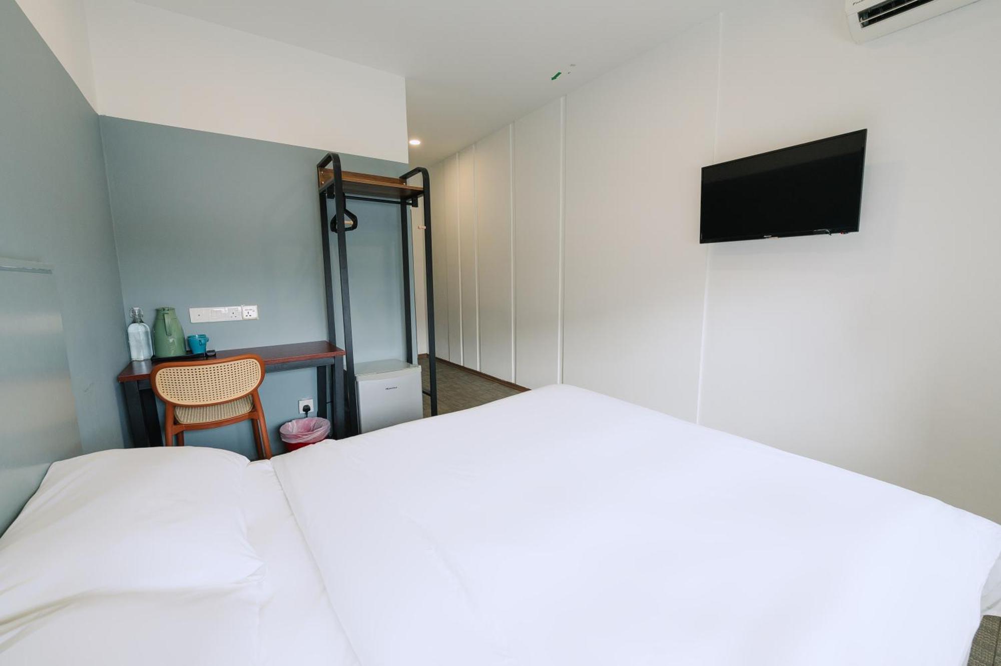 The Concept Hotel Melaka City Exterior photo