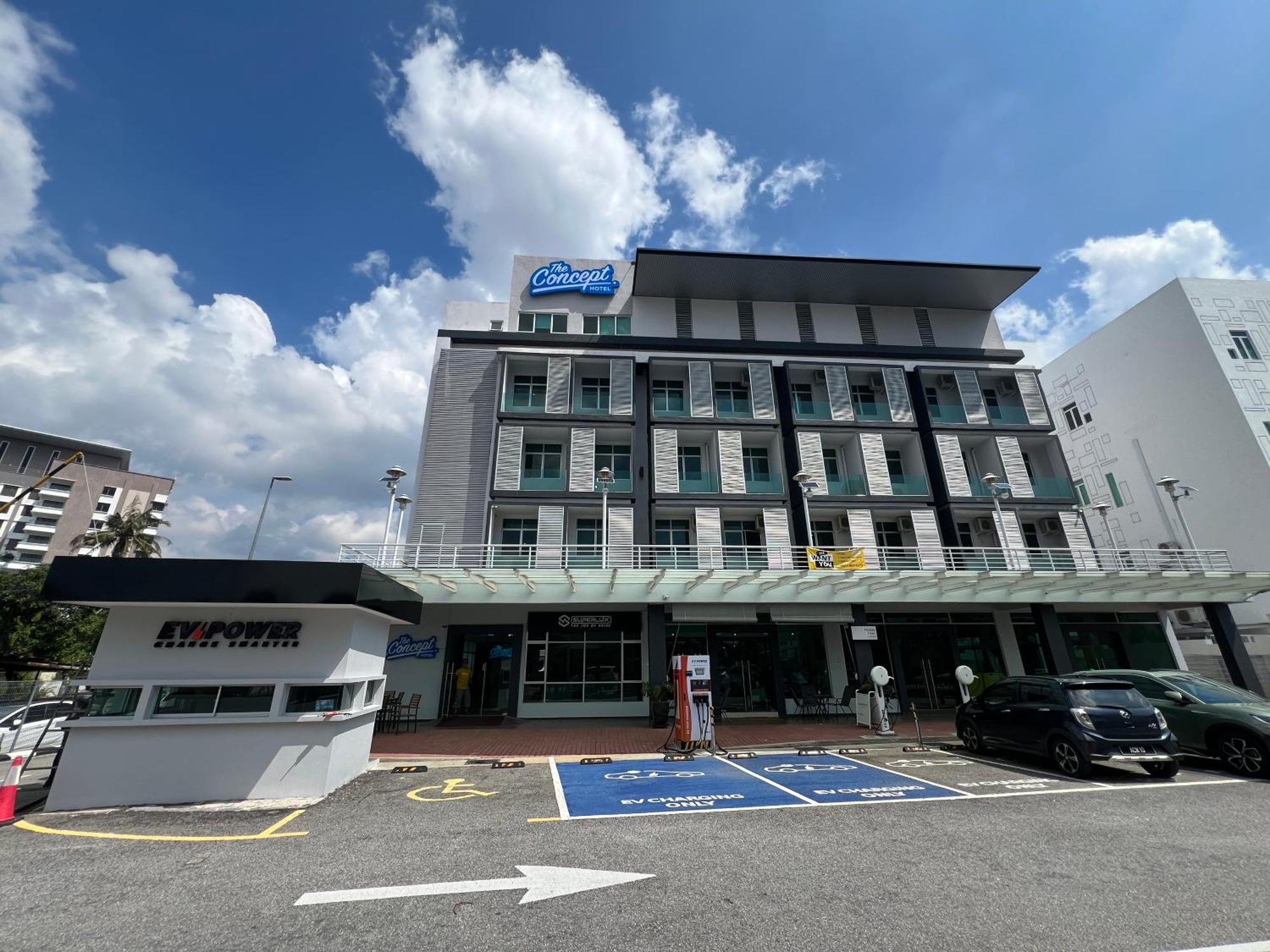 The Concept Hotel Melaka City Exterior photo
